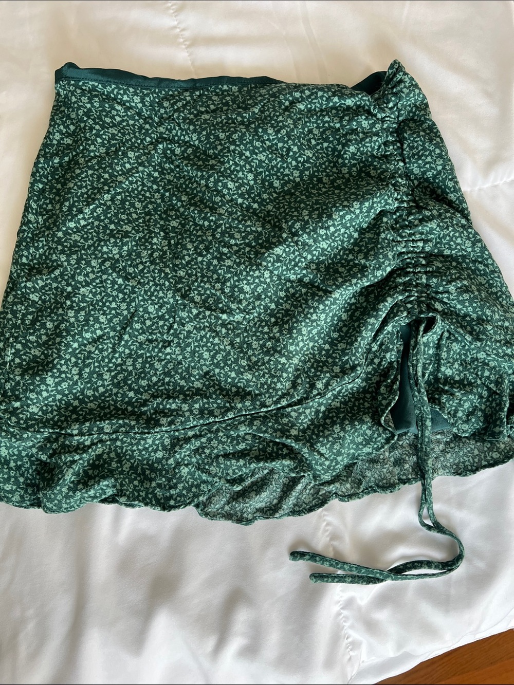 Forever 21 Teal Green Satin-Look Skirt